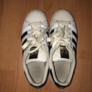 Used shoes good condition